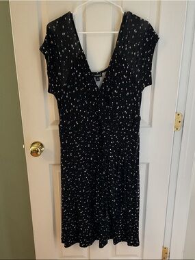Torrid Star Dress in Black - Torrid Size 2